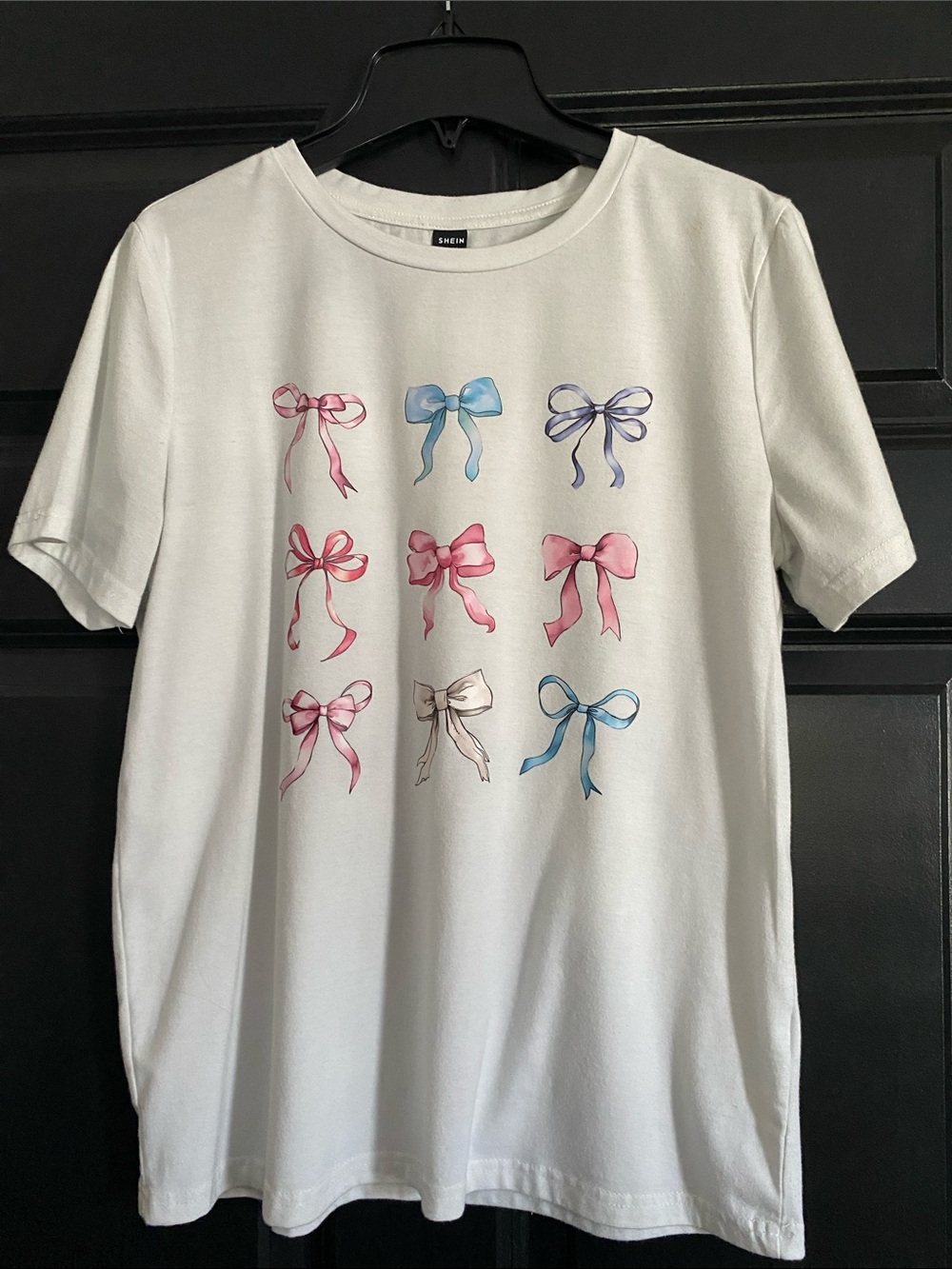 SHEIN white T-shirt with bows